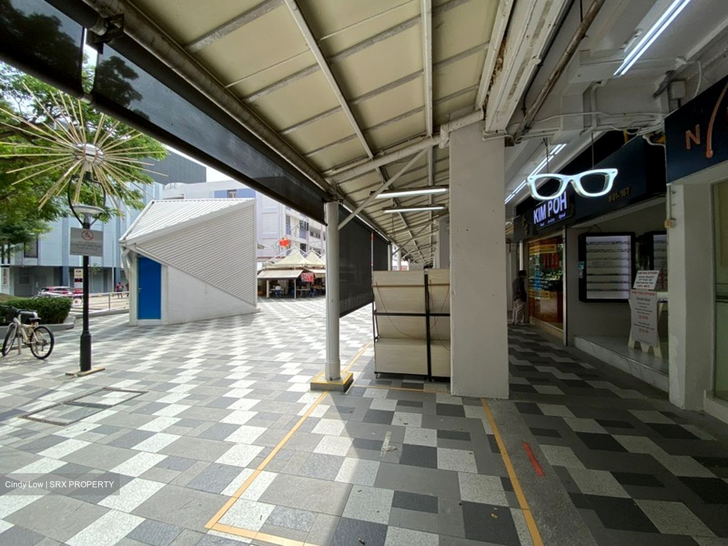 Bedok Town Centre (D16), Shop House #492327591